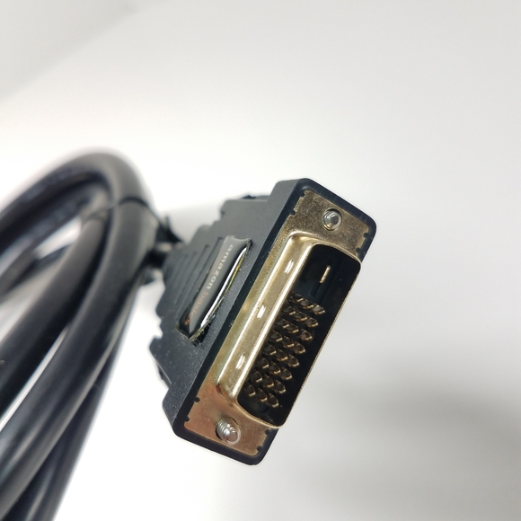 HDMI Cable Female to Female 6.6ft, Amazon Basics HDMI - Picture 6 of 8